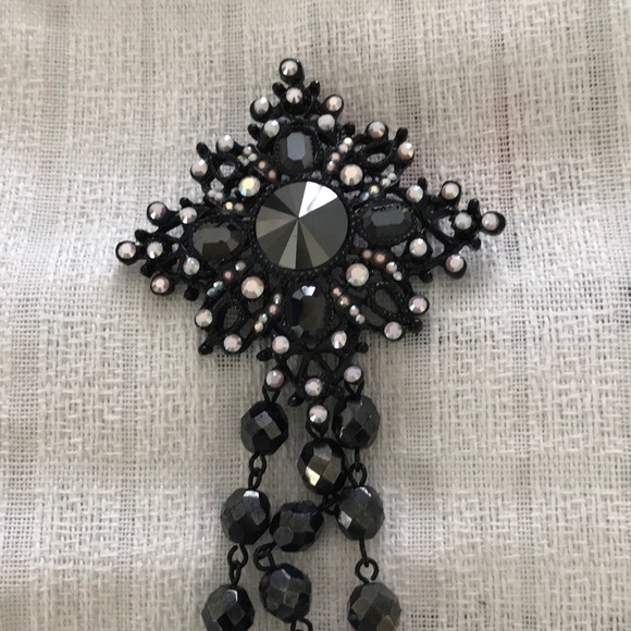 Vintage Type Black Jet & Rhinestone Brooch - Picture 2 of 7